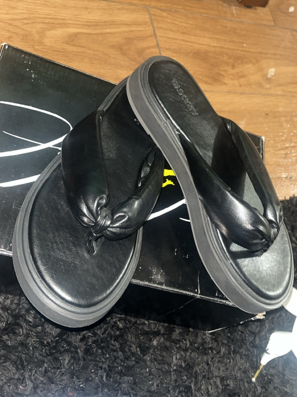 Old Navy Sandals